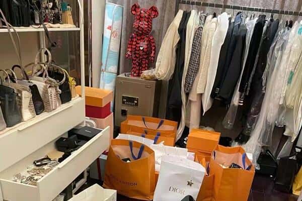 上海青浦区回收一线品牌衣服